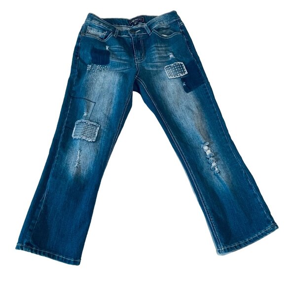 Cato Premium Women's Blue Distressed Patchwork Jeans Size 10 Capris - Picture 1 of 7